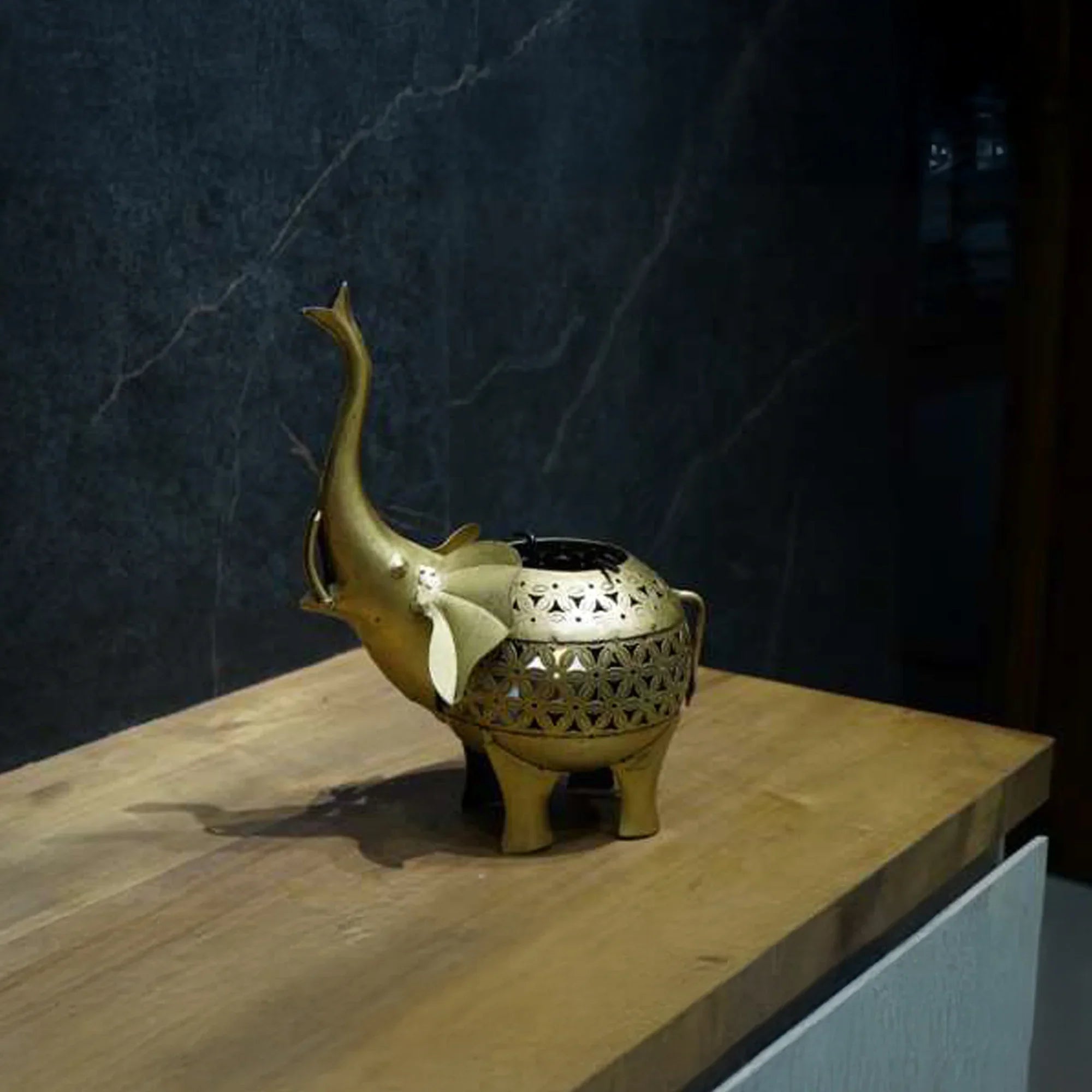 Handcrafted Iron Elephant T-Light Holder with Daisy Lota – Small Trunk-Up Design