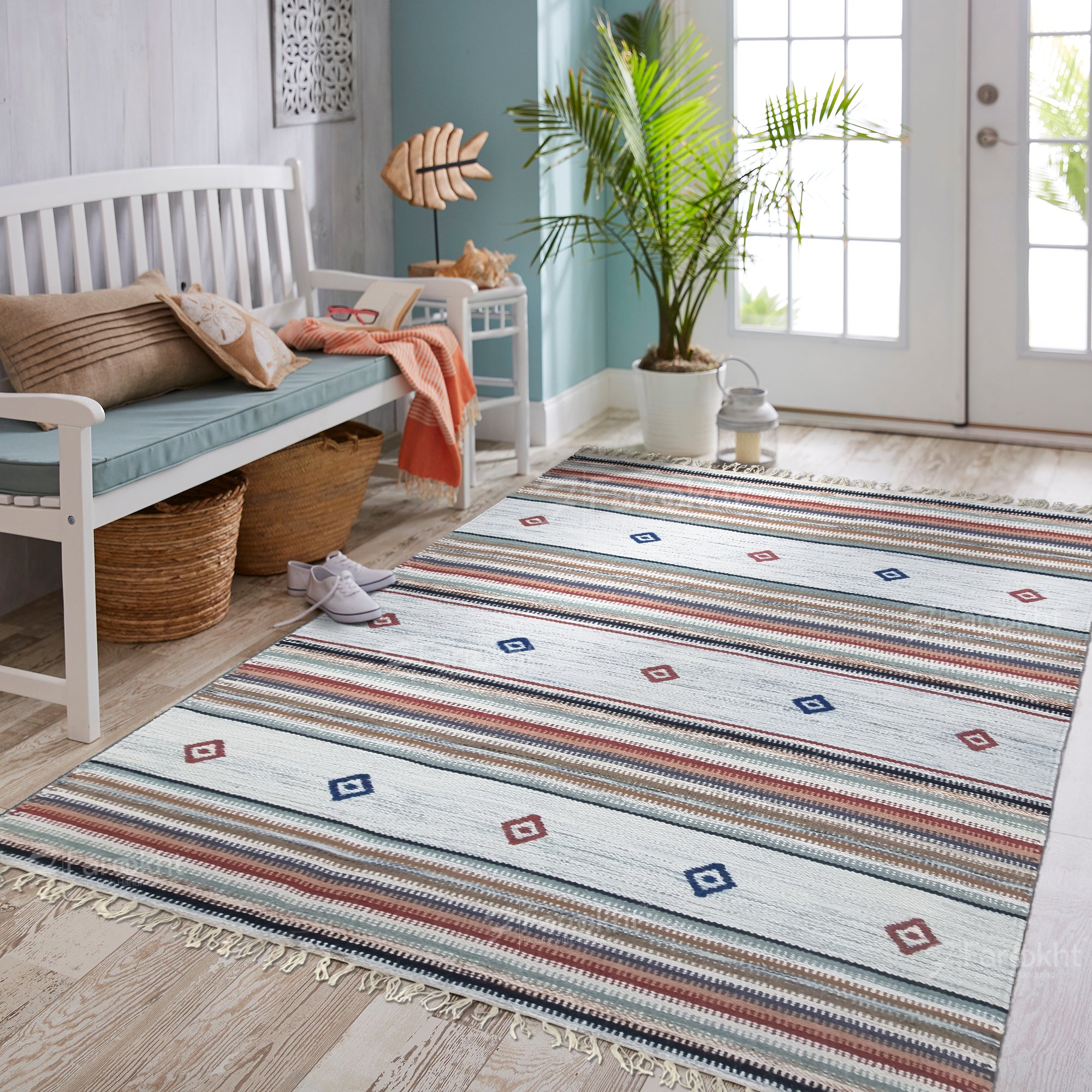 Cream Geometric Handwoven Wool Flatweave Area Rug