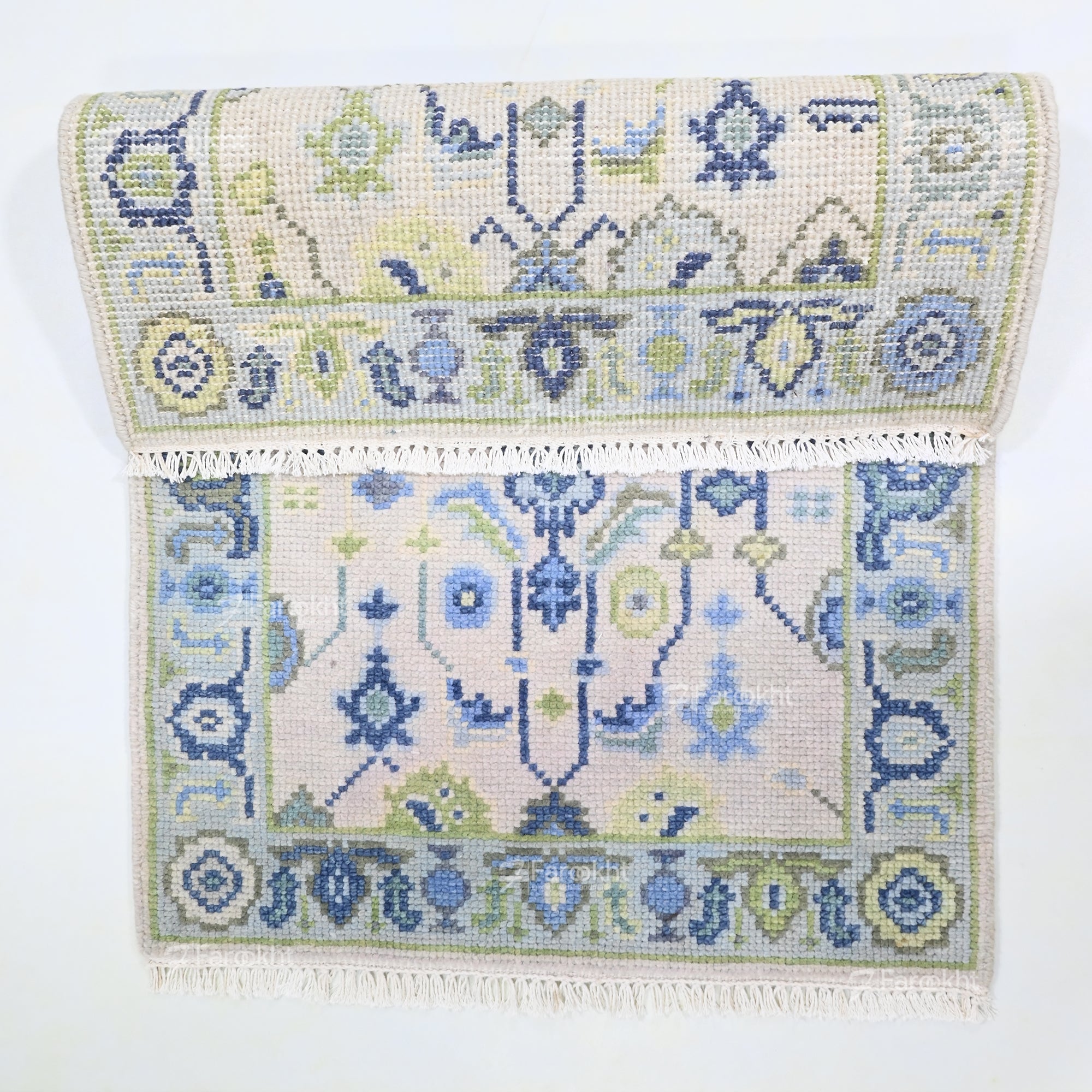 Hand Knotted Oushak Carpet and Rugs 024