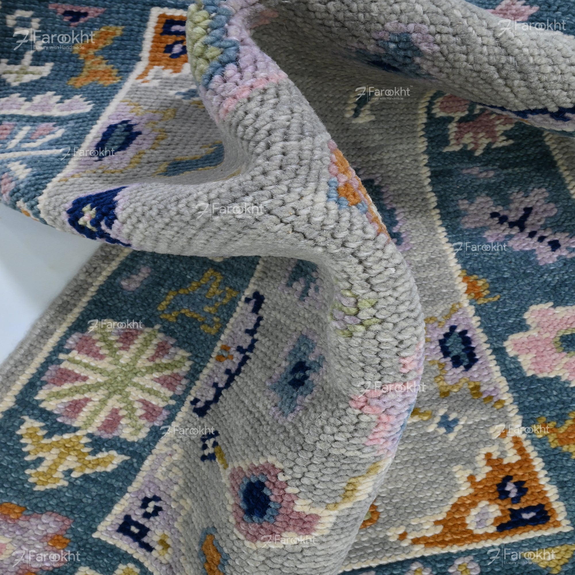 Hand Knotted Oushak Carpet and Rugs 017