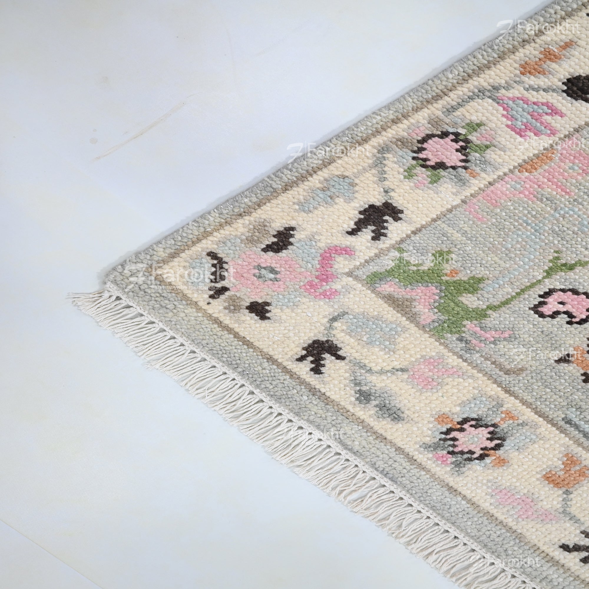 Hand Knotted Oushak Carpet and Rugs 025