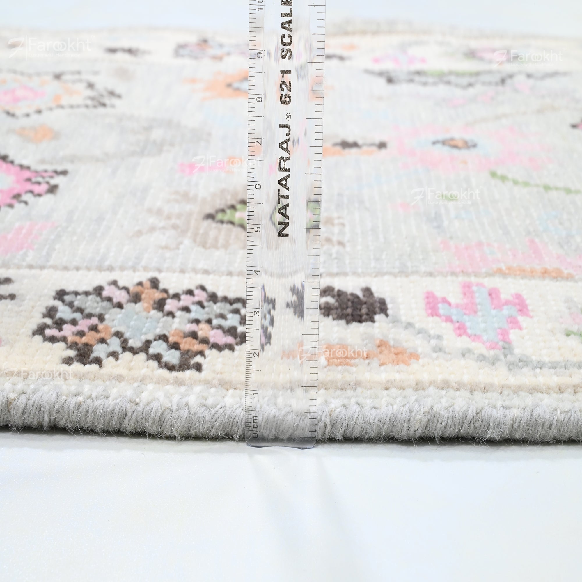 Hand Knotted Oushak Carpet and Rugs 025