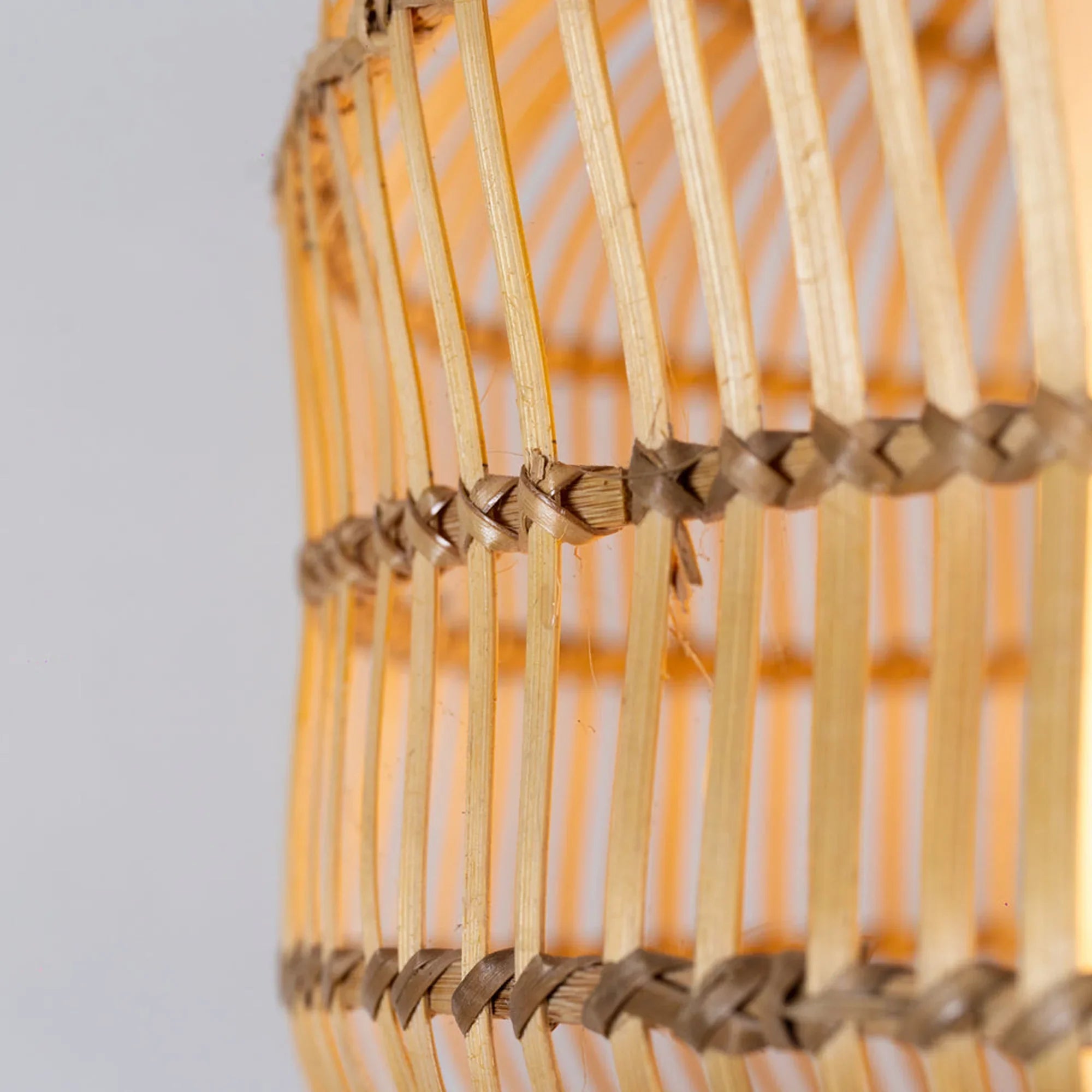 farookht-bamboo-lampshade-0004f
