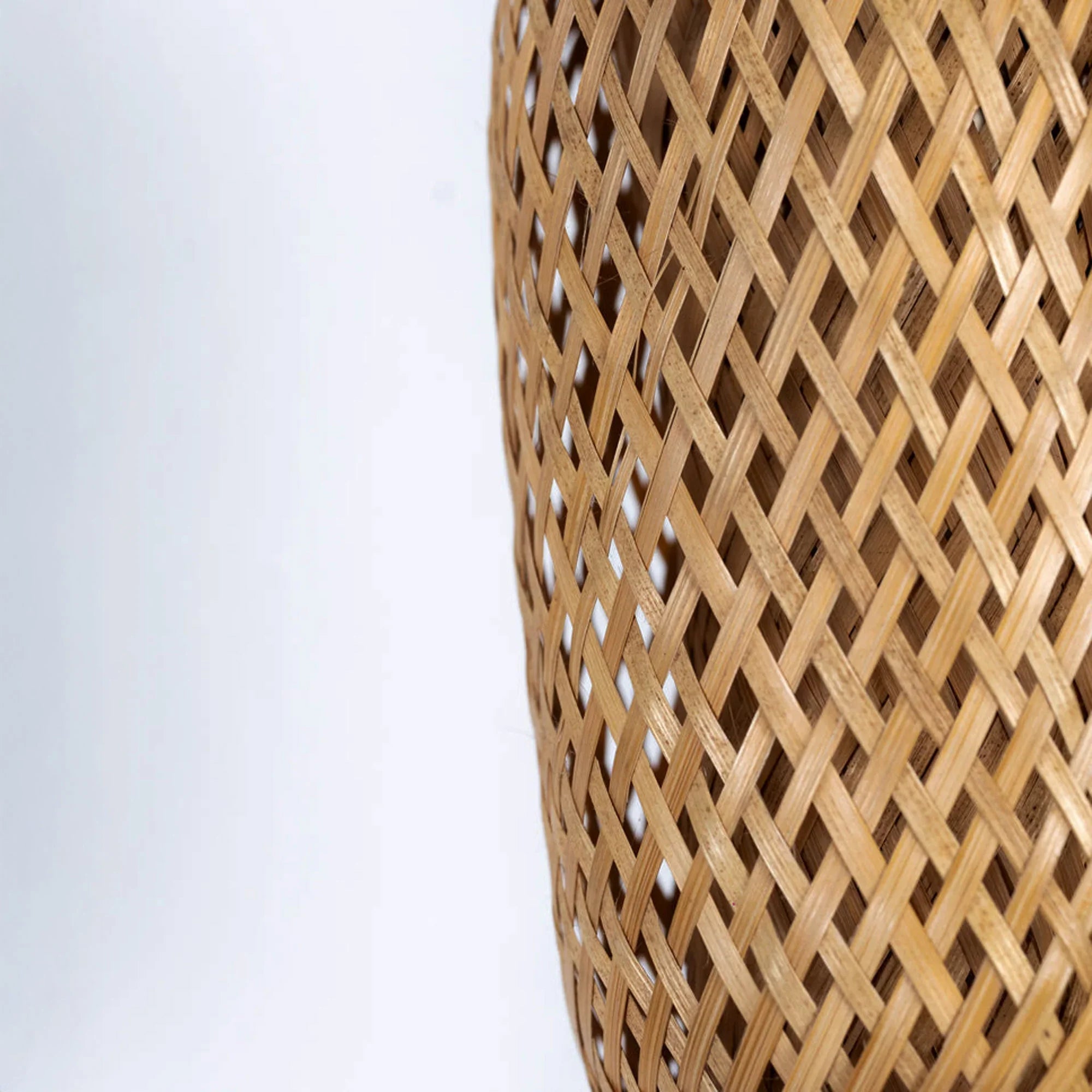 farookht-bamboo-lampshade-0010e
