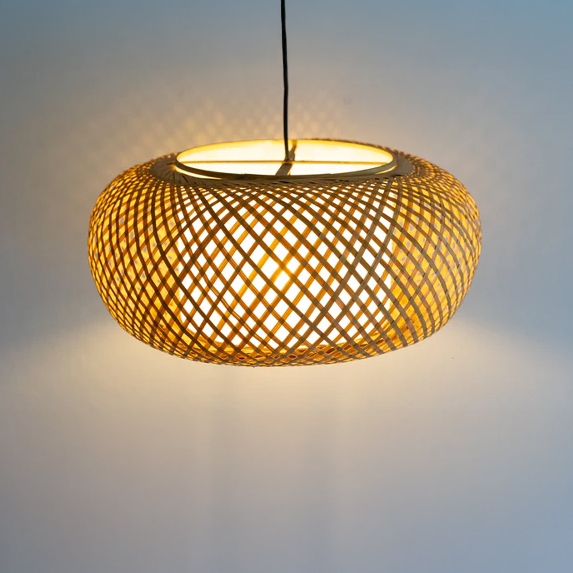 Handwoven Bamboo Lampshade – Eco-Friendly Pendant Light Shade for Natural Home Décor