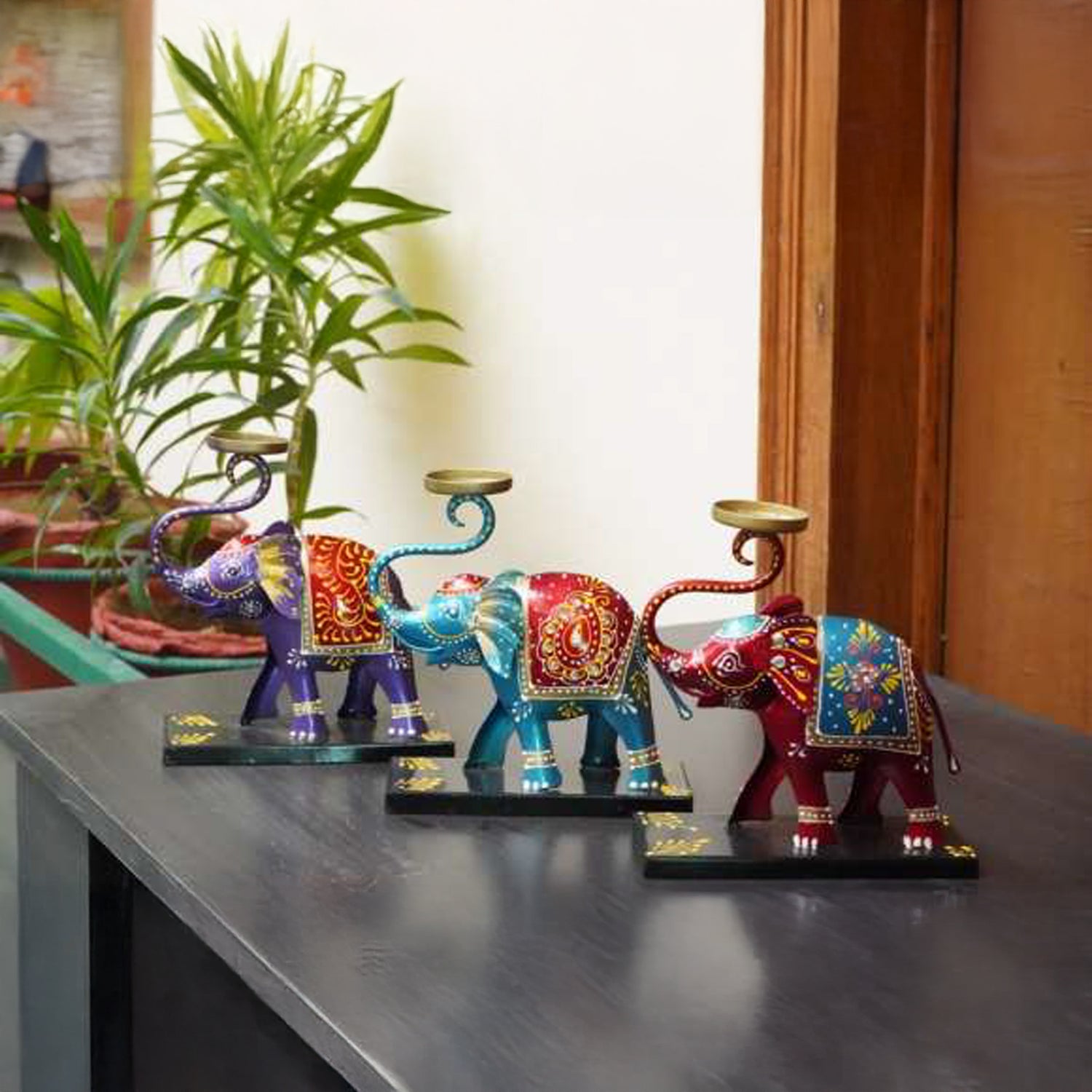 Small Elephant Set T-Light Holders - Handcrafted Decor Elegance