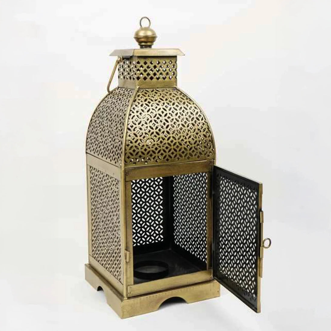 Small Iron Celtic Cut Lantern – Handcrafted Vintage Candle Holder for Cozy Ambience