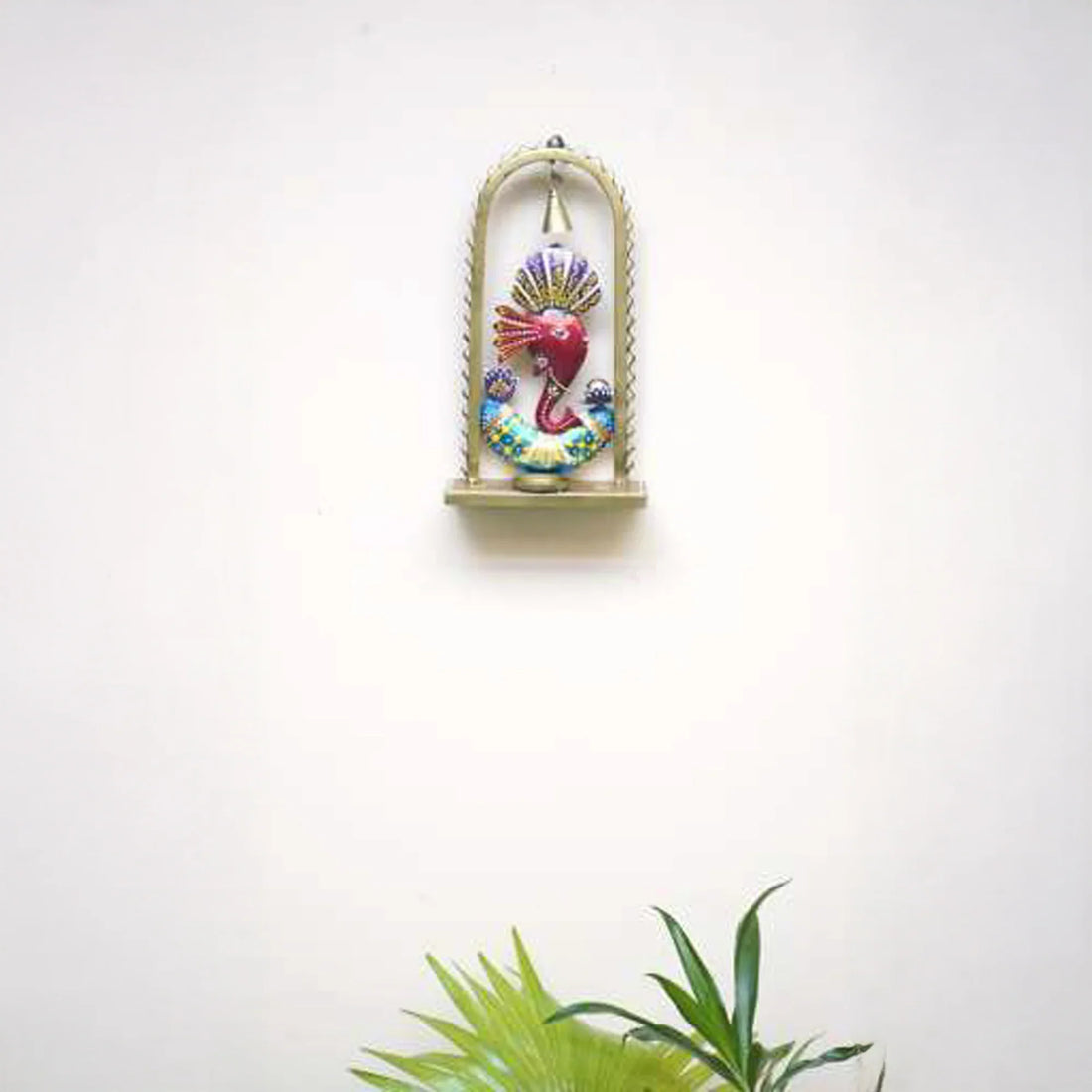 Handcrafted Iron Lord Ganesha Statue with Decorative Arch – Traditional Indian Decor
