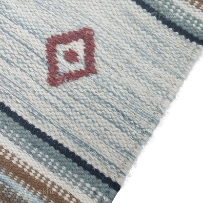 Cream Geometric Handwoven Wool Flatweave Area Rug