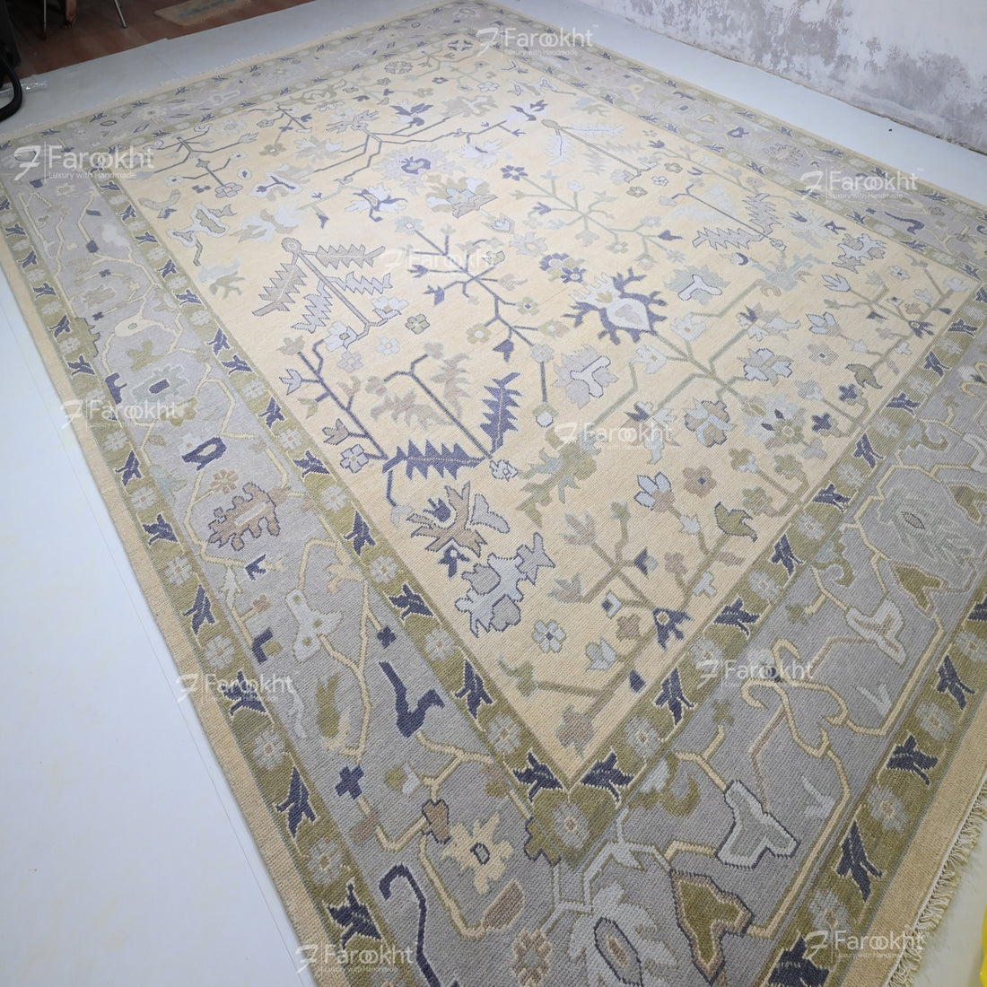 Hand Knotted Oushak Carpet and Rugs 031