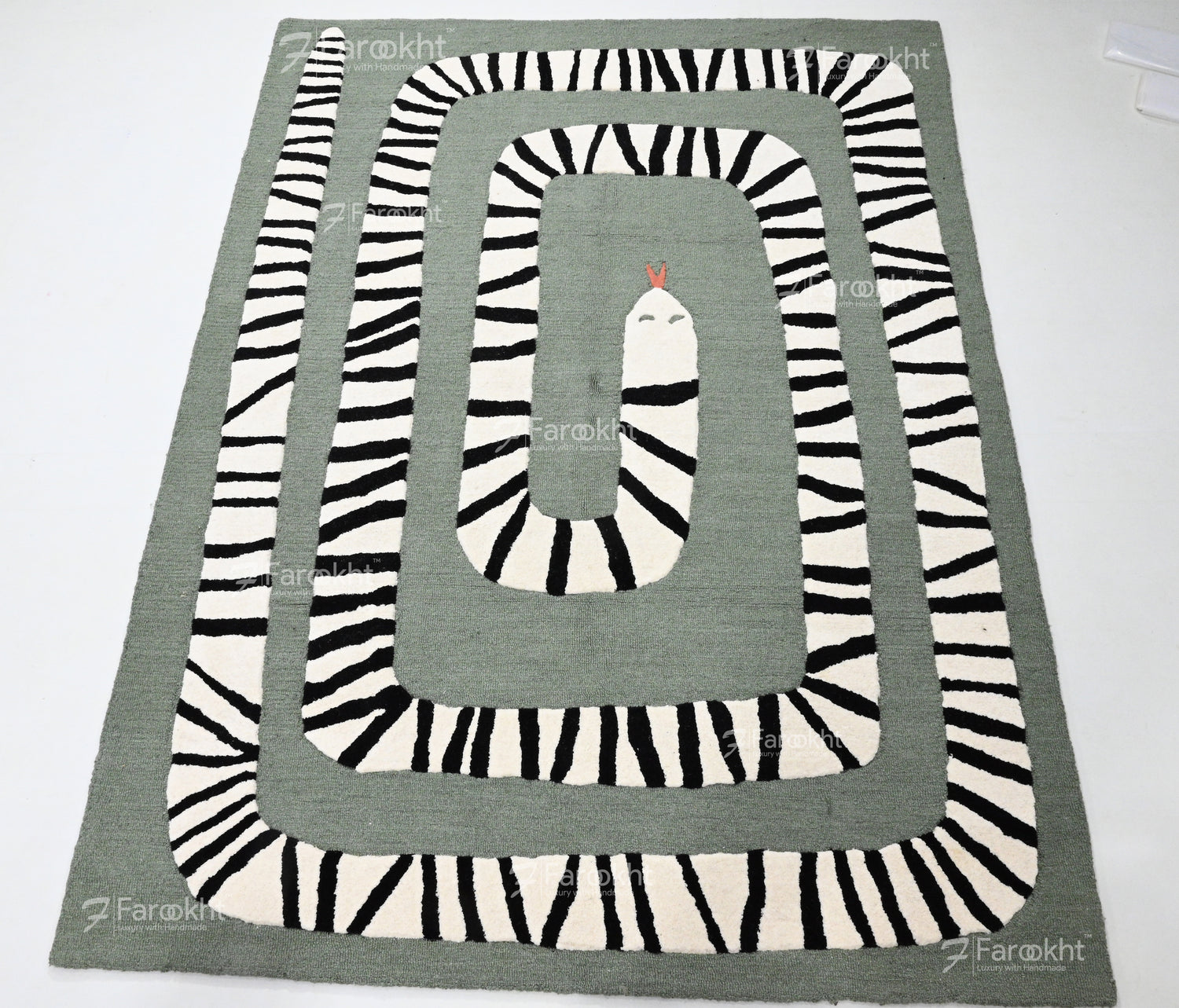 Hand Knotted Oushak Carpet and Rugs 036