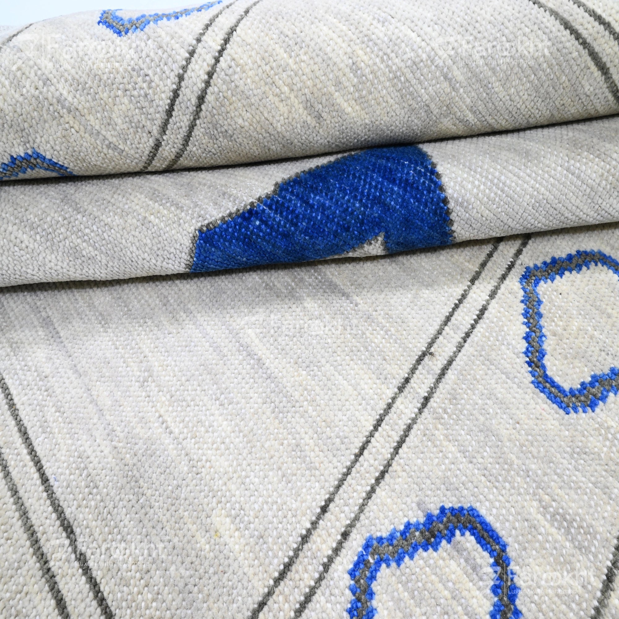 Hand Knotted Oushak Carpet and Rugs 013