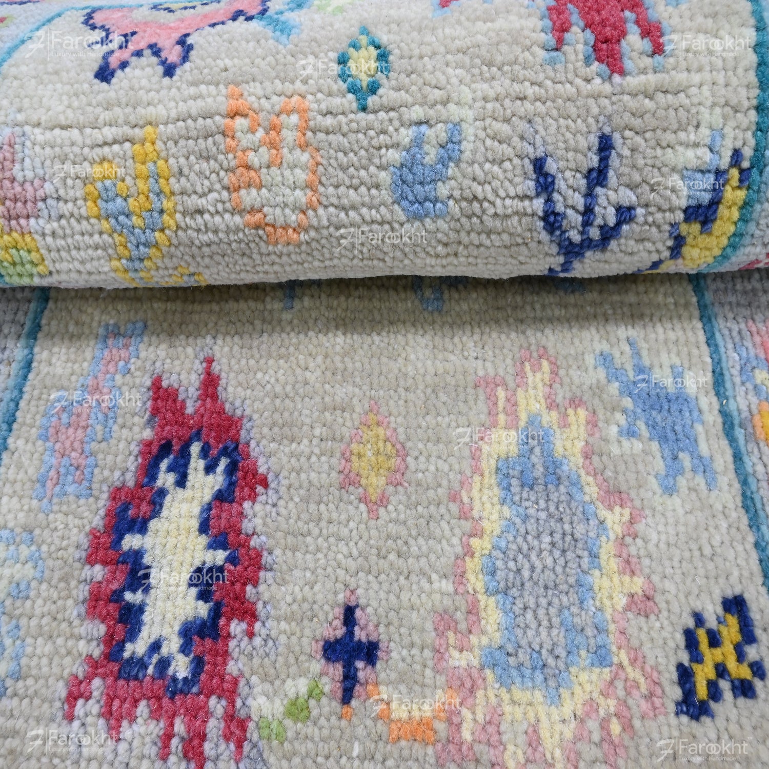 Hand Knotted Oushak Carpet and Rugs 022