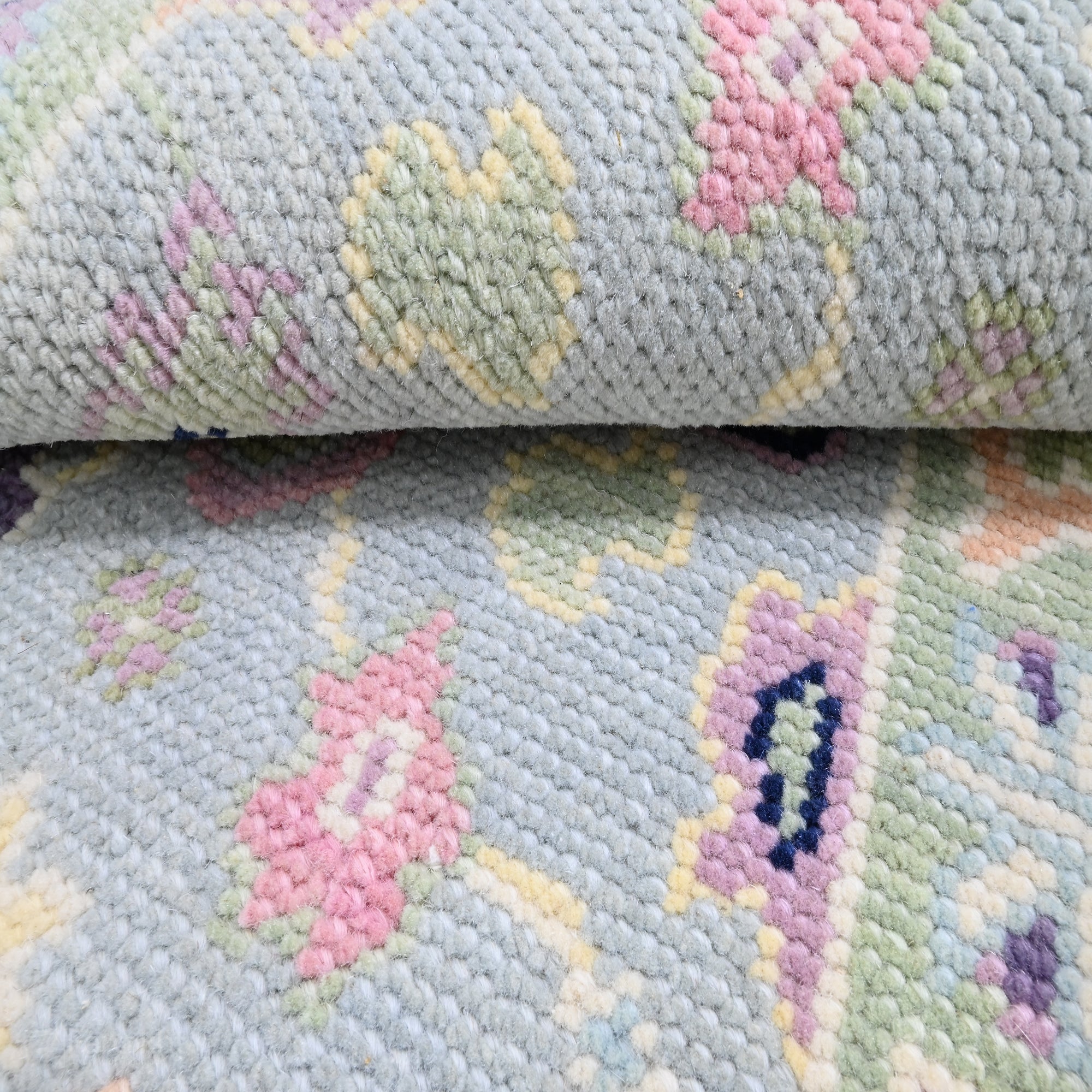 Hand Knotted Oushak Carpet and Rugs 021