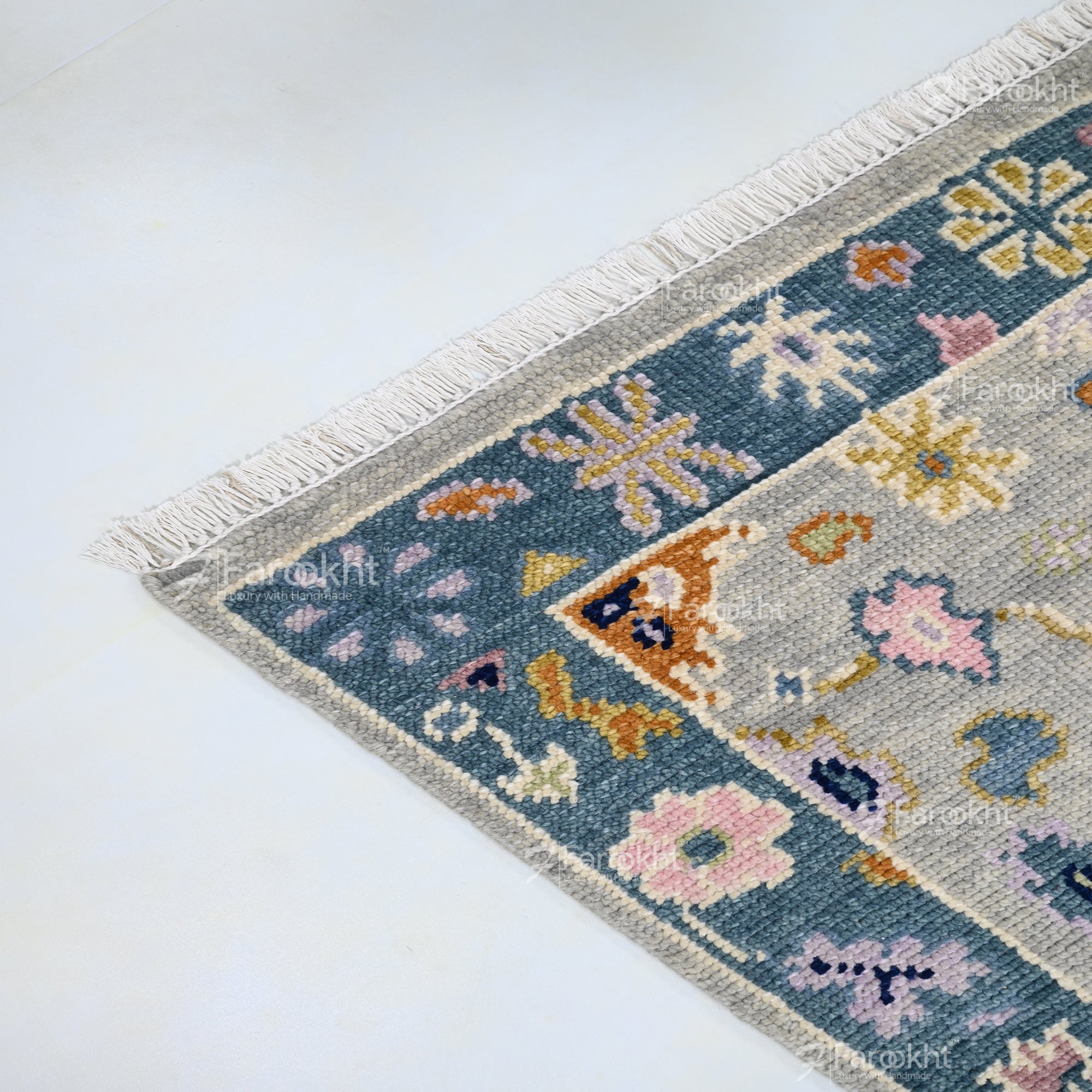 Hand Knotted Oushak Carpet and Rugs 017