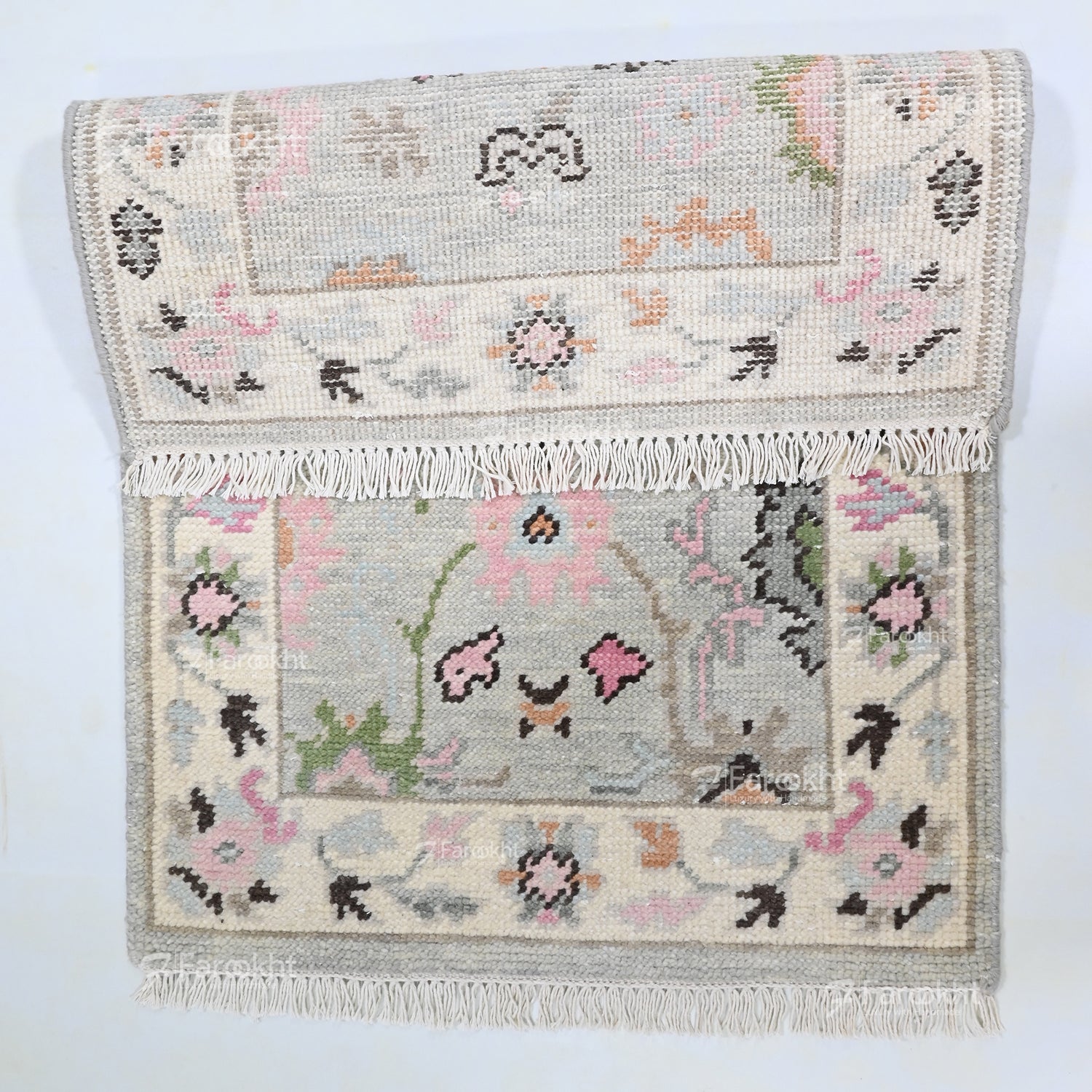 Hand Knotted Oushak Carpet and Rugs 025