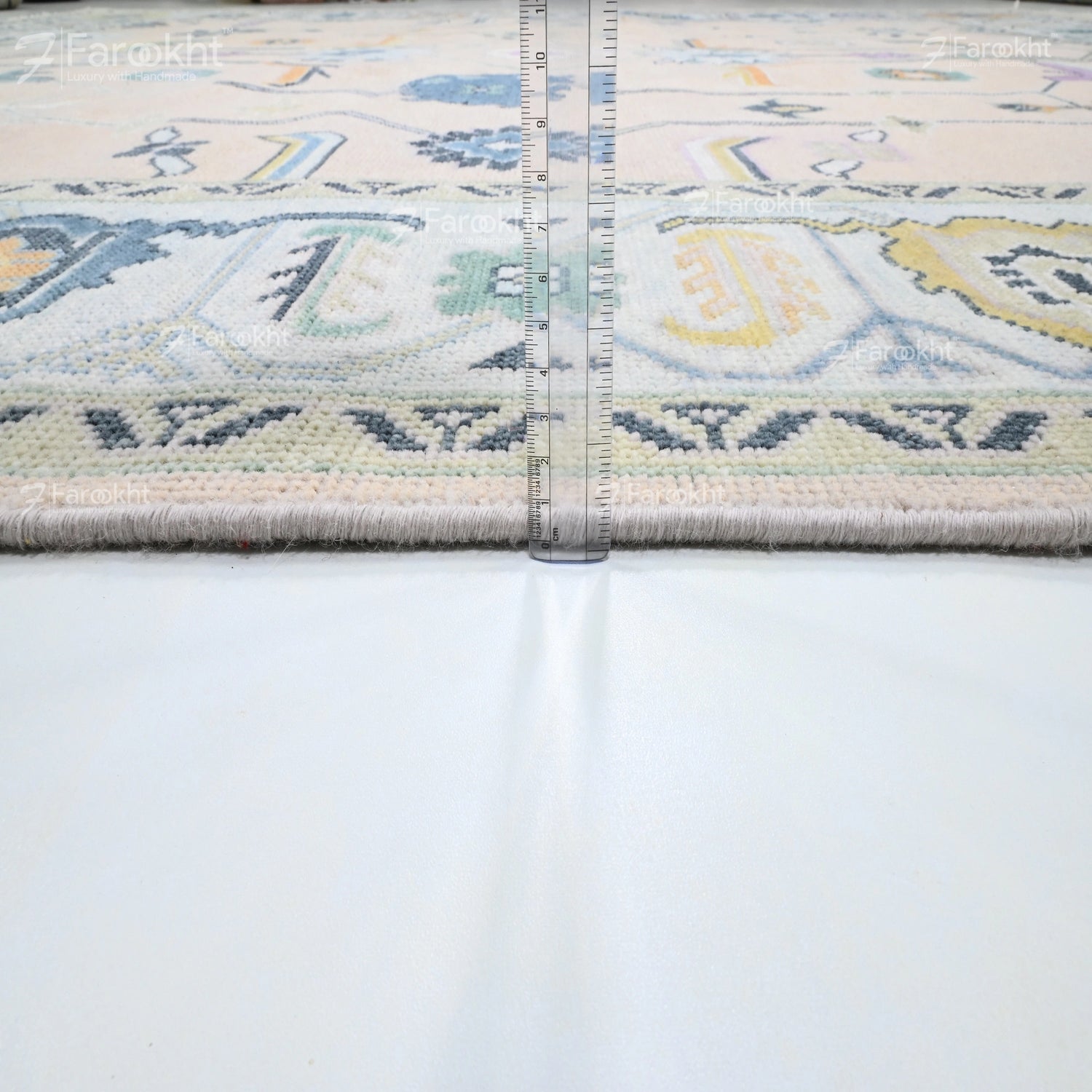 Hand Knotted Oushak Carpet and Rugs 07