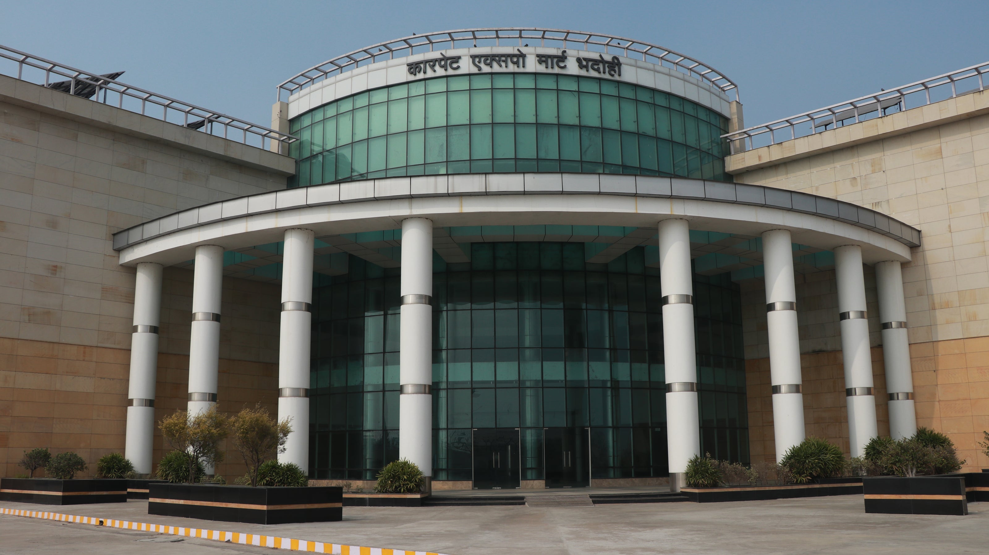 bhadohi-expo-mart-carpet-city-front